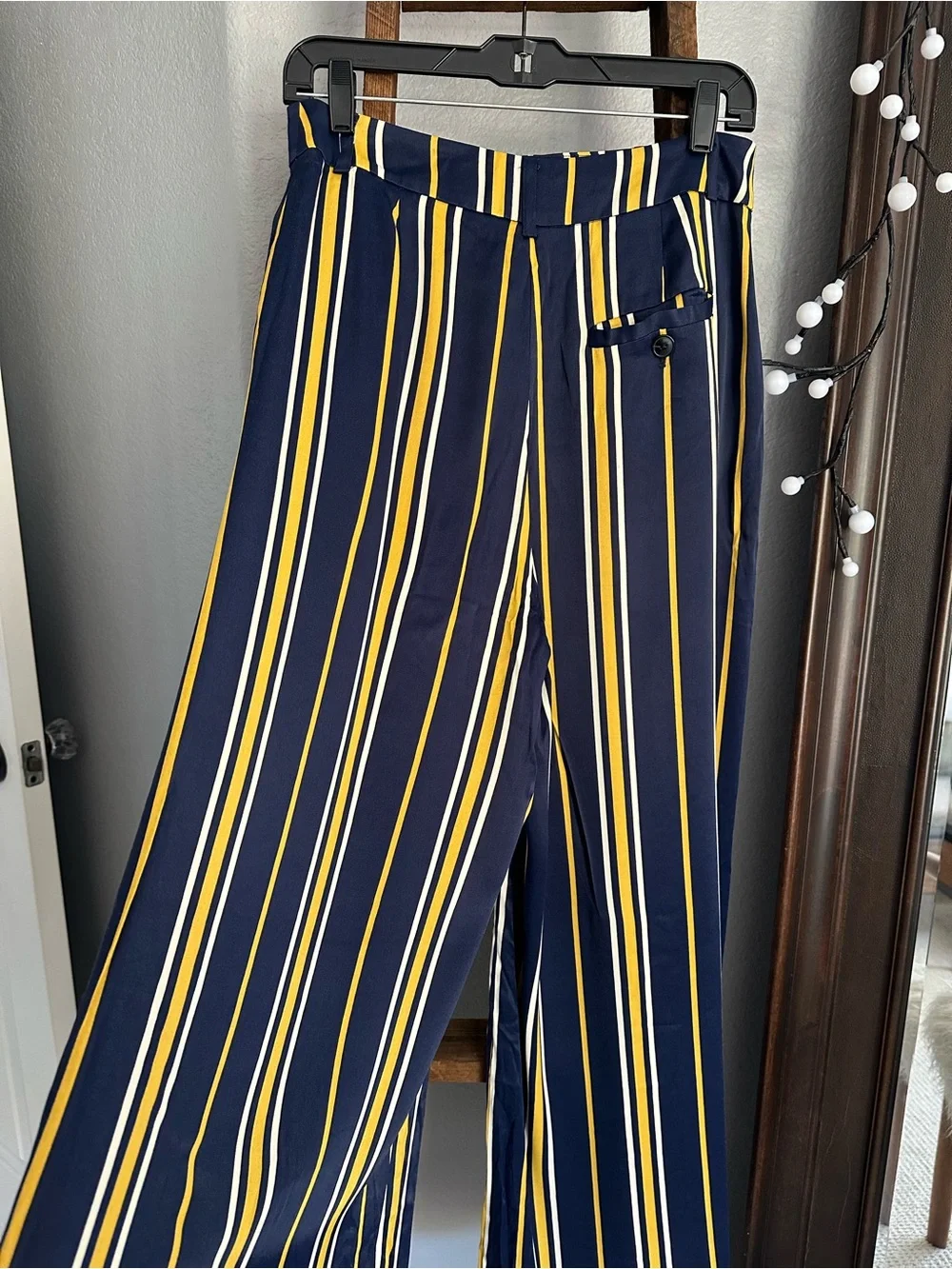 Anthropologie Maeve Navy, Mustard & White Striped Pants, size 8